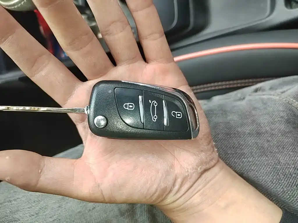 Toyota Yaris L — миниатюра 15