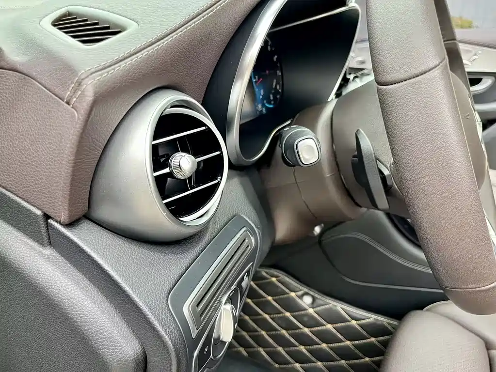 Mercedes-Benz GLC — миниатюра 7