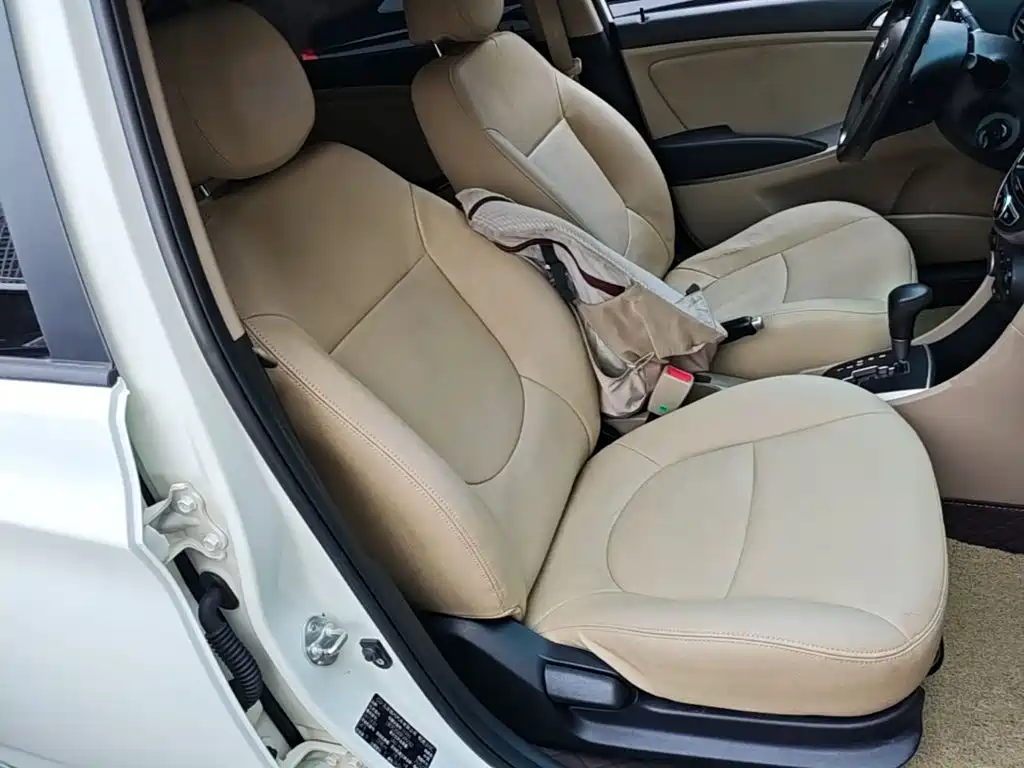Hyundai Verna — миниатюра 25
