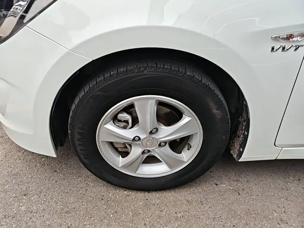 Hyundai Verna — миниатюра 23