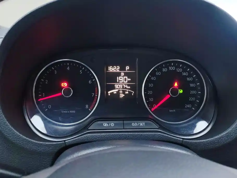 Volkswagen Polo — миниатюра 14