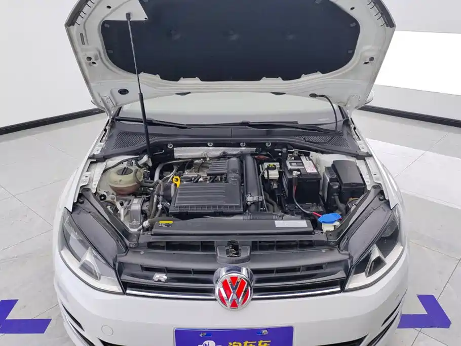 Volkswagen Golf — миниатюра 10