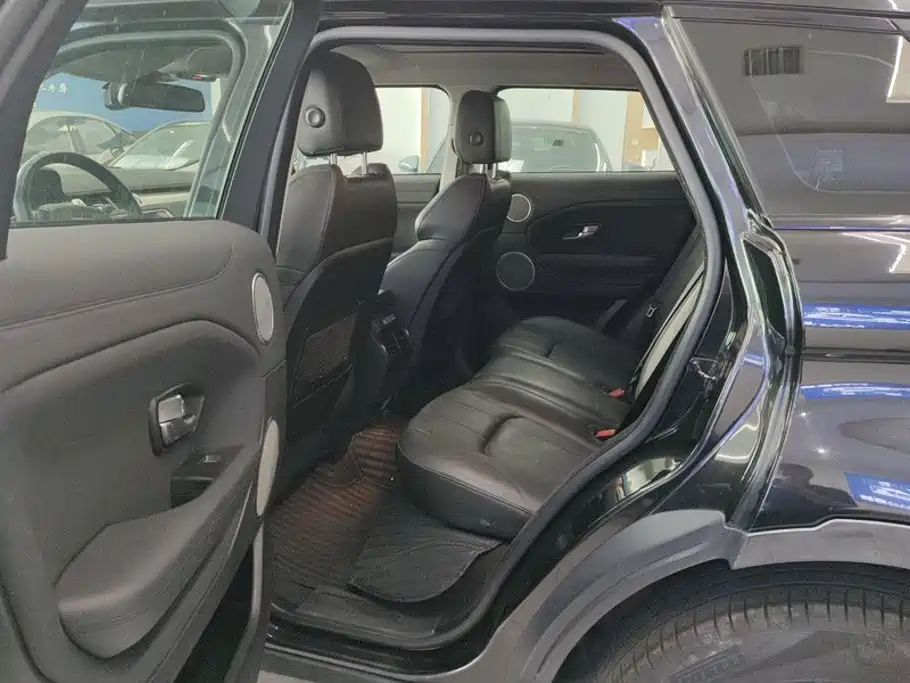Land Rover Evoque — миниатюра 11