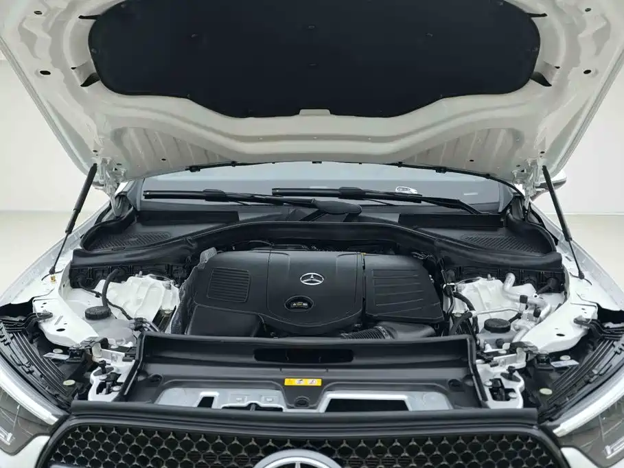 Mercedes-Benz GLC — миниатюра 7