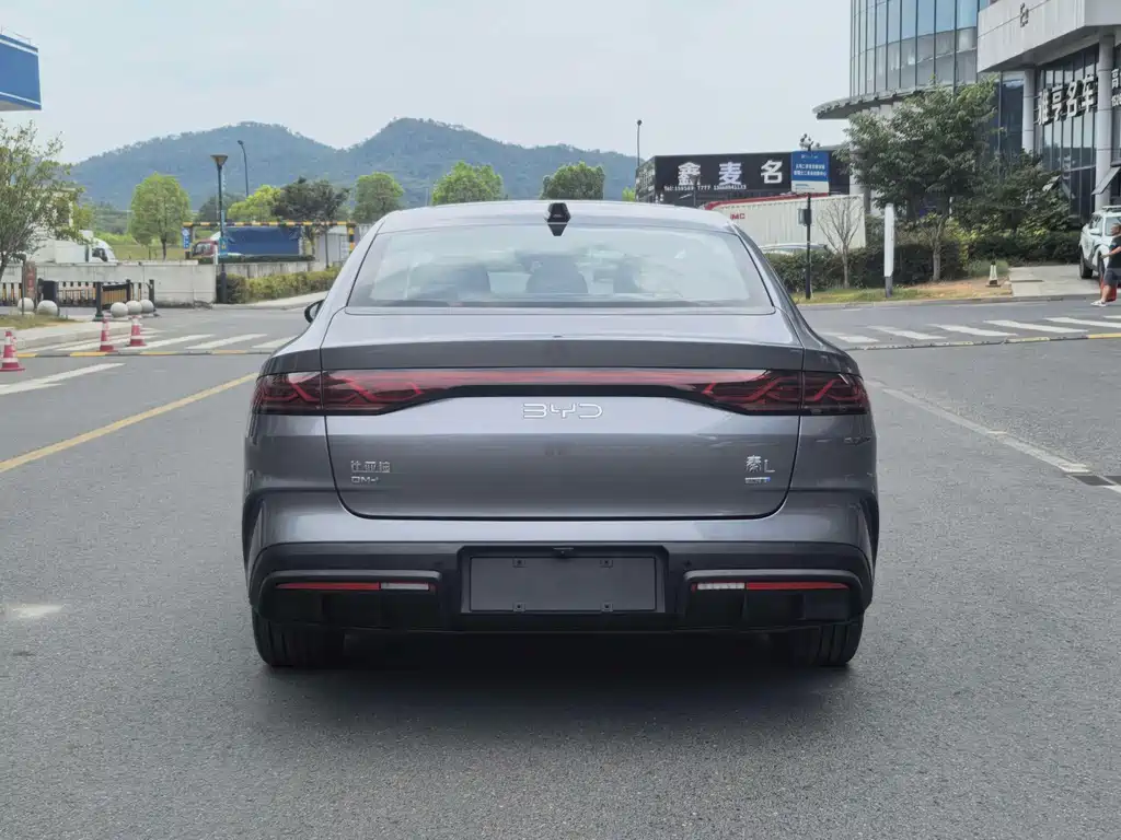 BYD Qin L — миниатюра 5