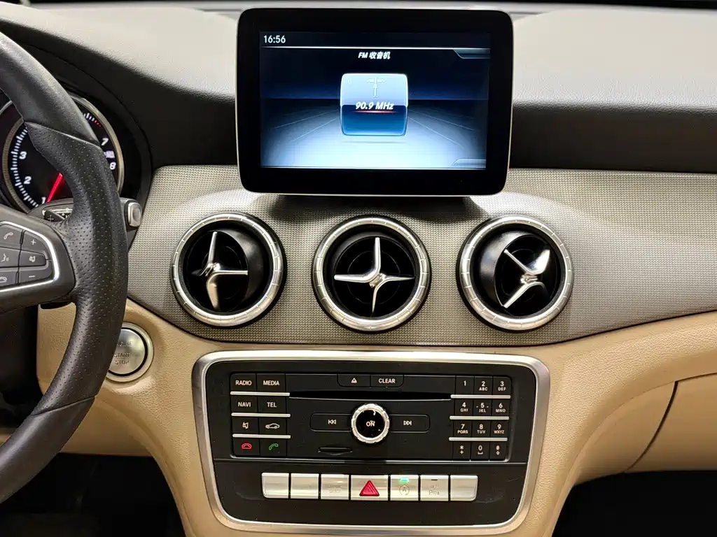 Mercedes-Benz CLA (Import) — миниатюра 8