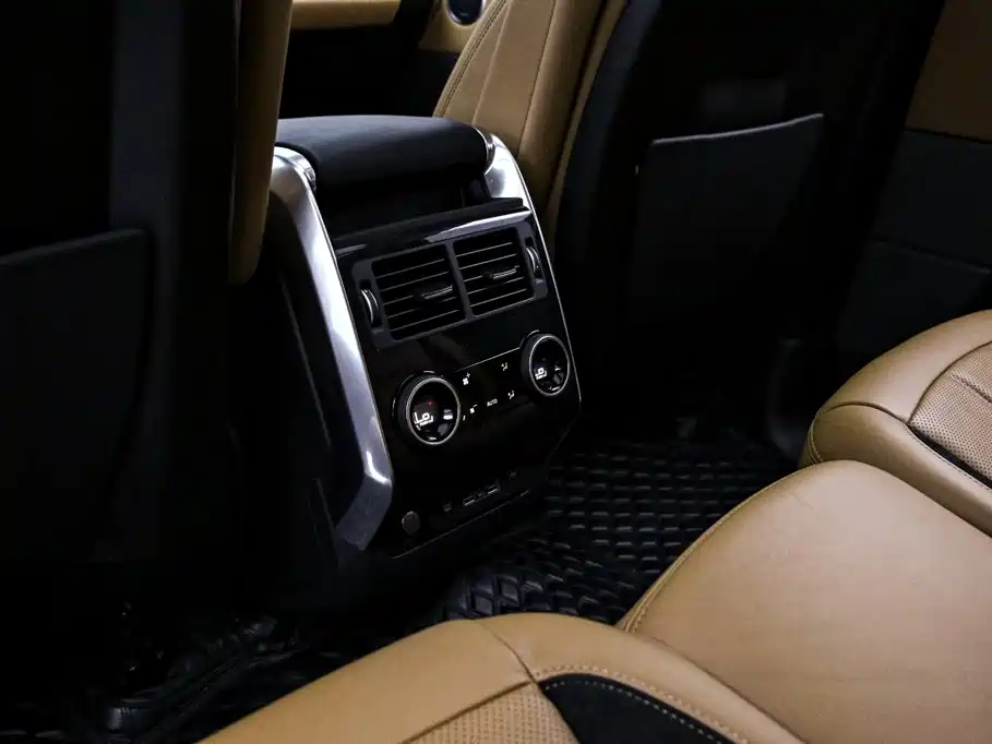Land Rover Sport — миниатюра 18