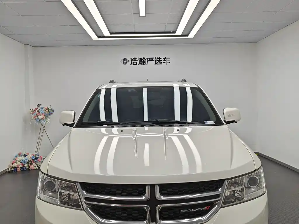 Dodge Journey — миниатюра 2