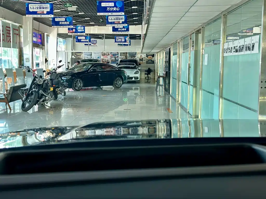 Lynk & Co 900 — миниатюра 25