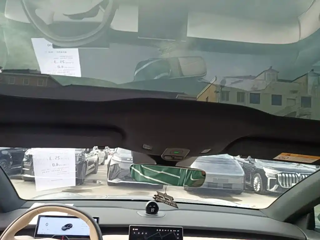 NIO ET5T — миниатюра 18