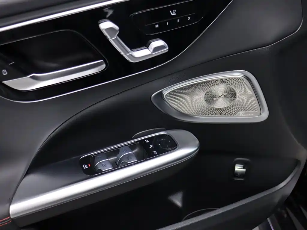 Mercedes-Benz C-Class AMG — миниатюра 6
