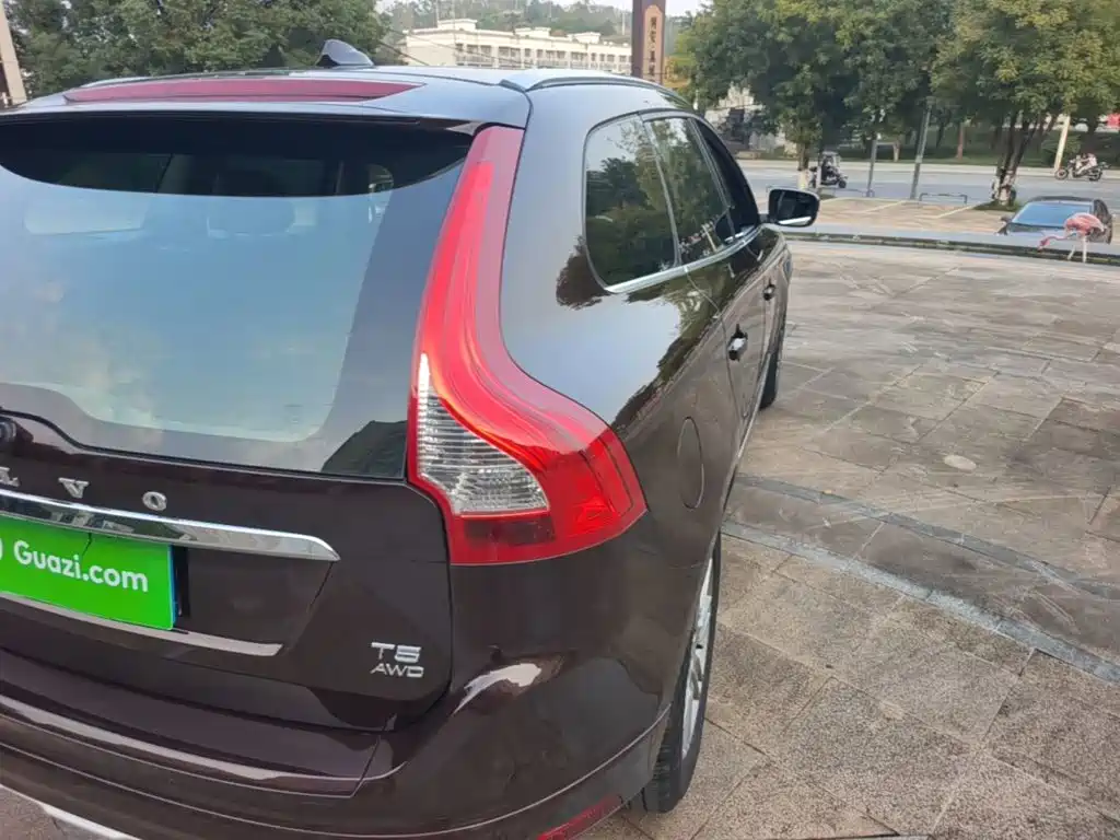 Volvo XC60 — миниатюра 8