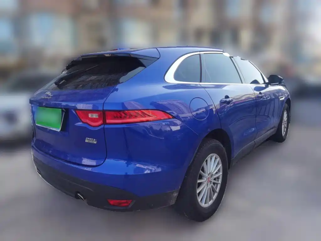 Jaguar F-PACE — миниатюра 6