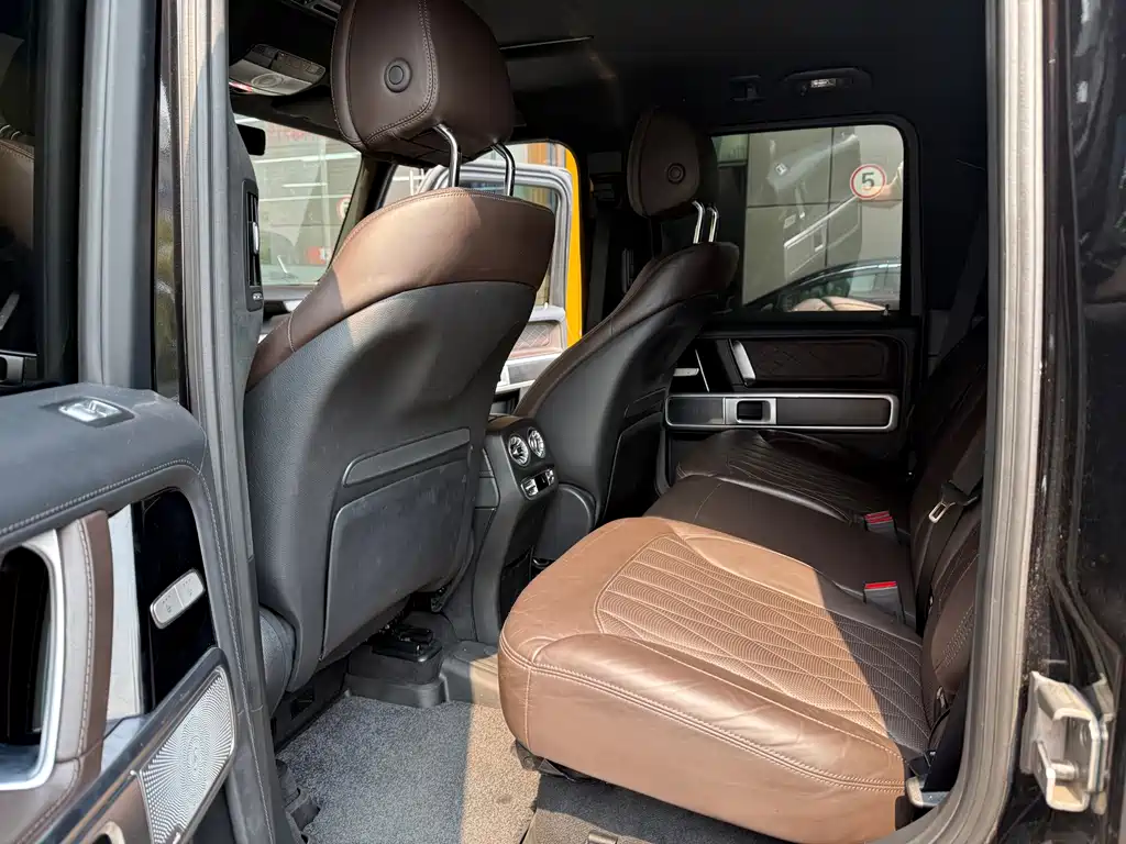 Mercedes-Benz G-Class — миниатюра 7