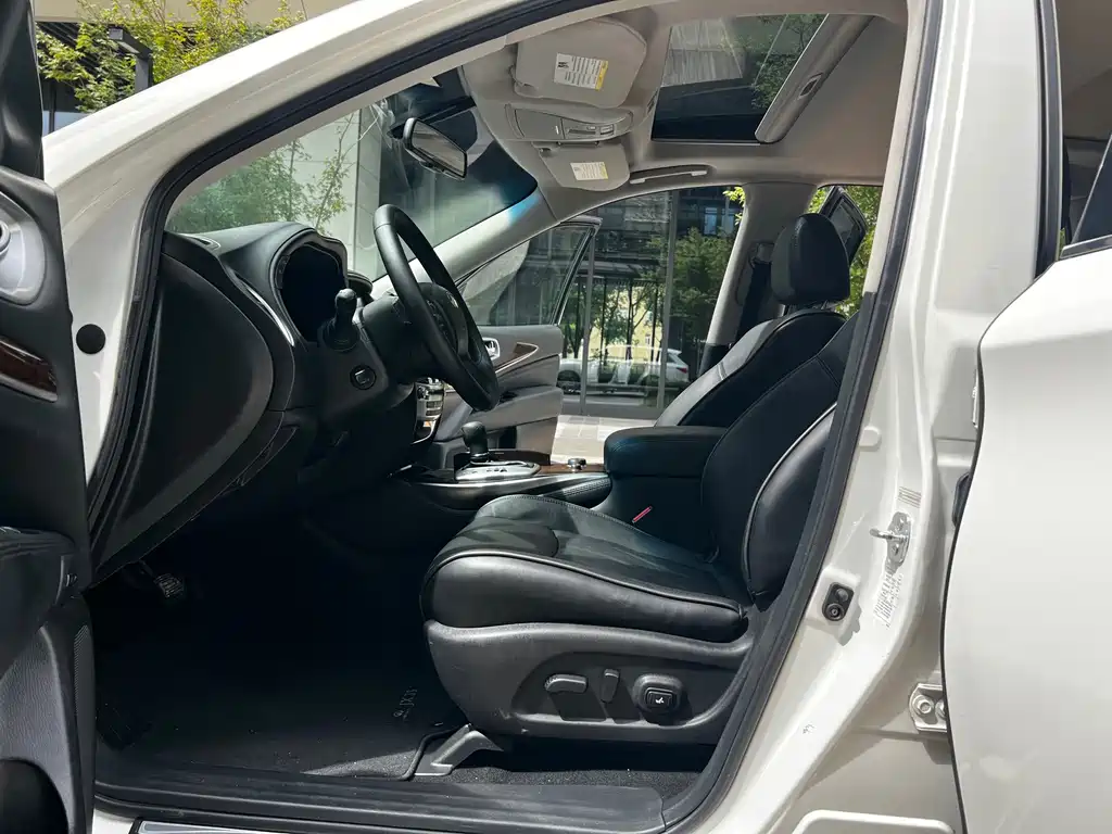 Infiniti JX — миниатюра 9