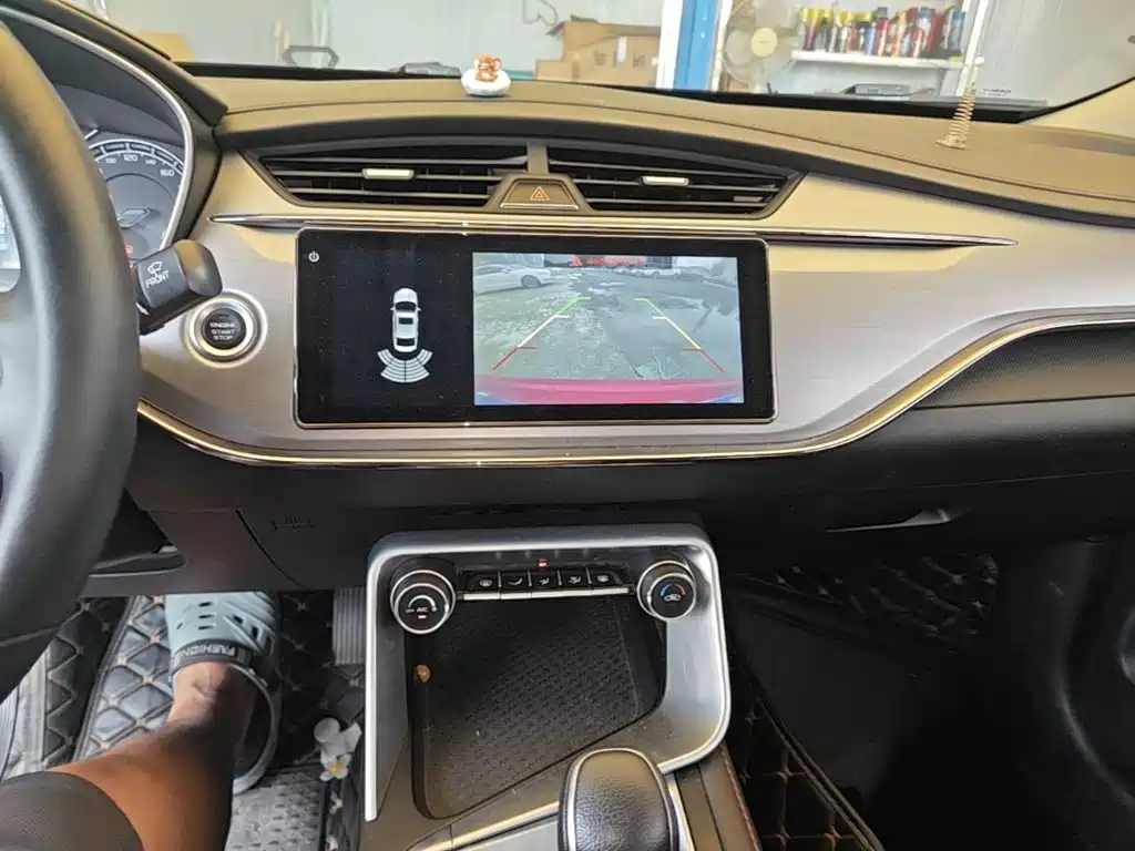 Geely Emgrand — миниатюра 13