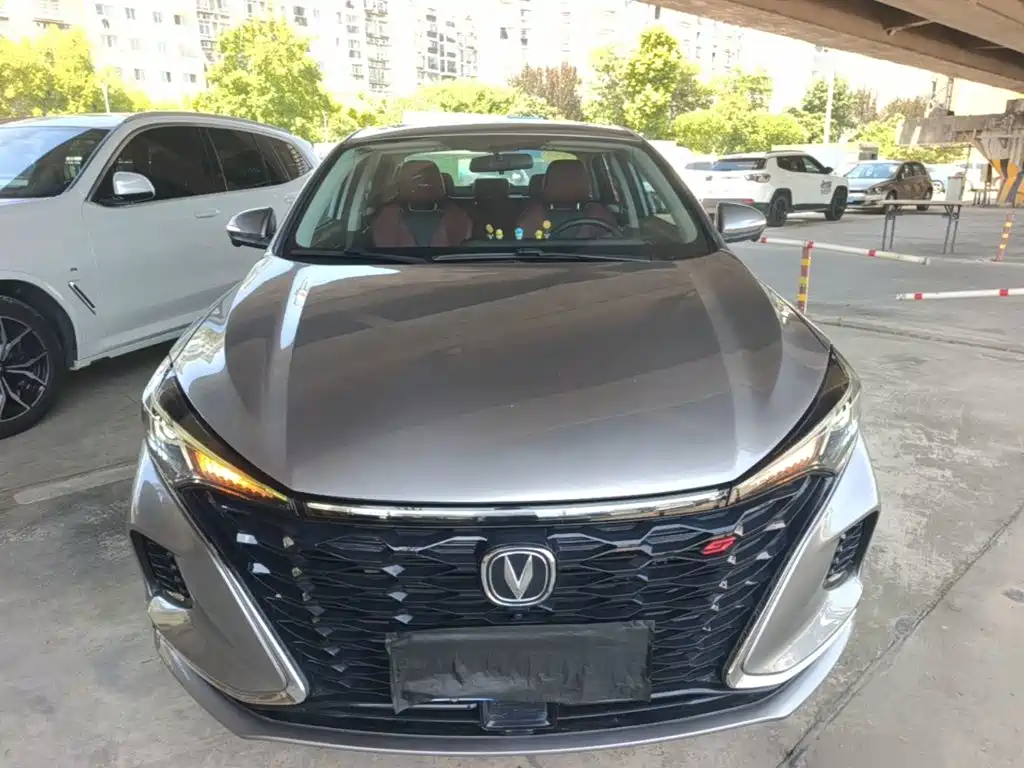 Changan Eado — миниатюра 3