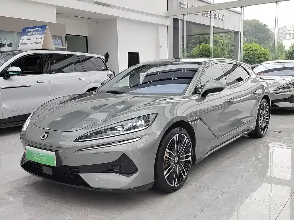 Denza Denza Z9GT 2024