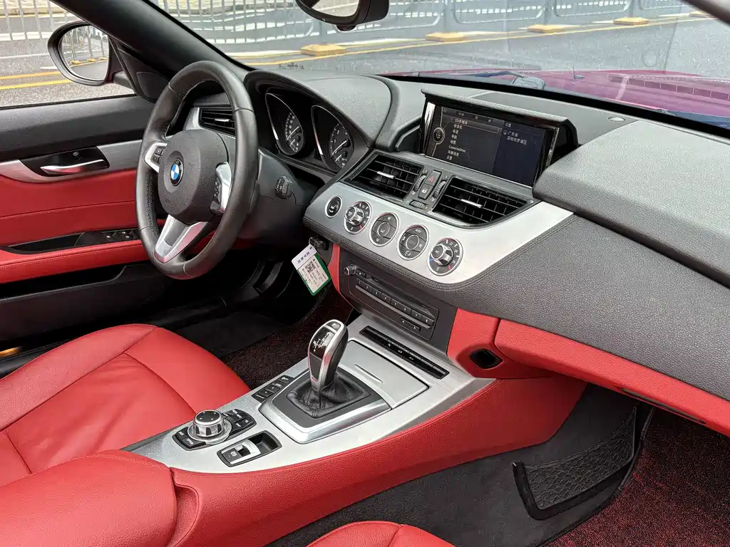 BMW Z4 — миниатюра 8