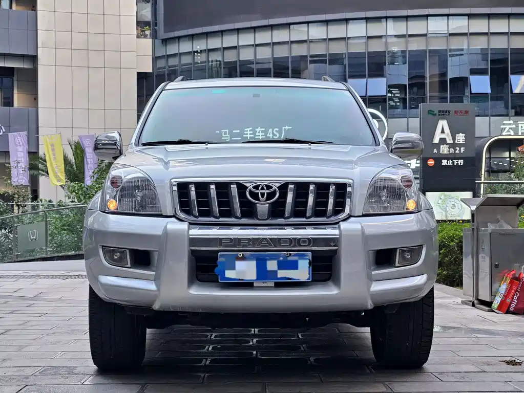 Toyota Prado (Import) — миниатюра 2