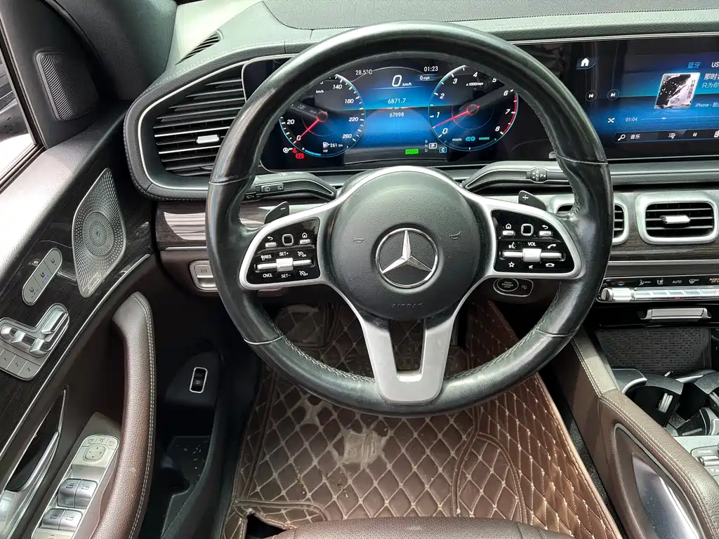 Mercedes-Benz GLS — миниатюра 6