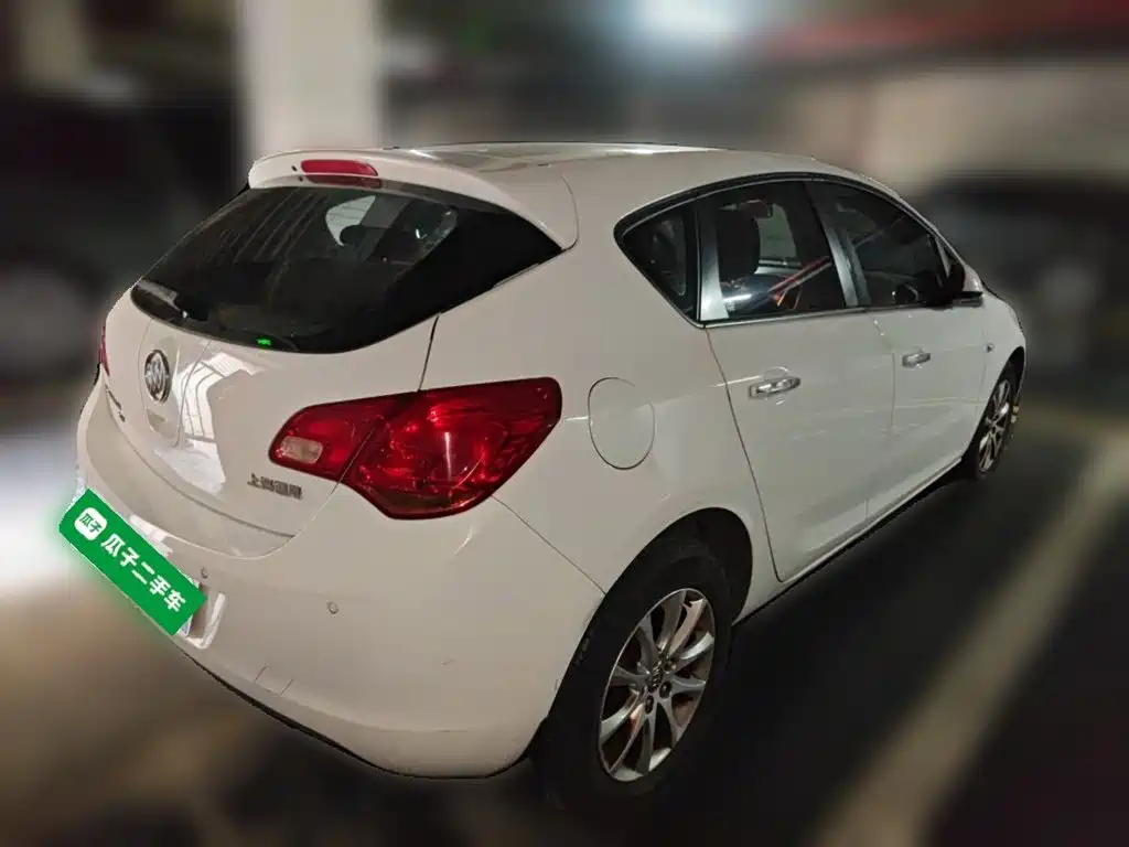 Buick Excelle — миниатюра 6
