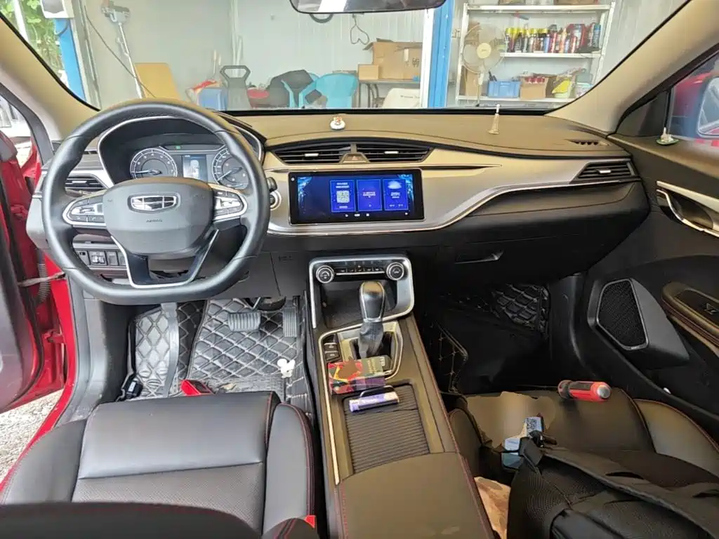 Geely Emgrand — миниатюра 10