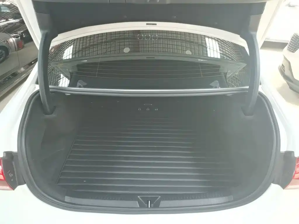 Mercedes-Benz A-Class — миниатюра 19
