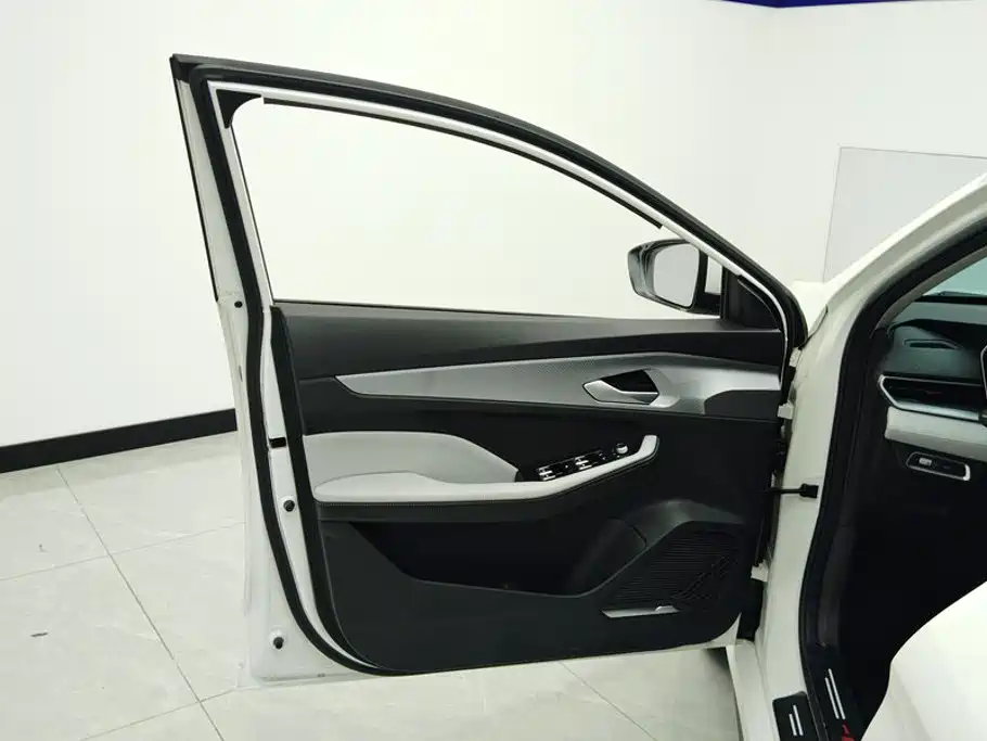 Geely Binrui — миниатюра 7