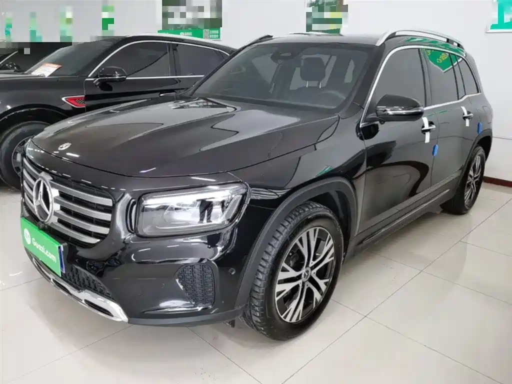 Mercedes-Benz GLB 2025