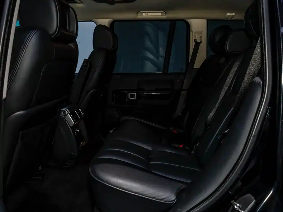 Land Rover Range Rover — миниатюра 10