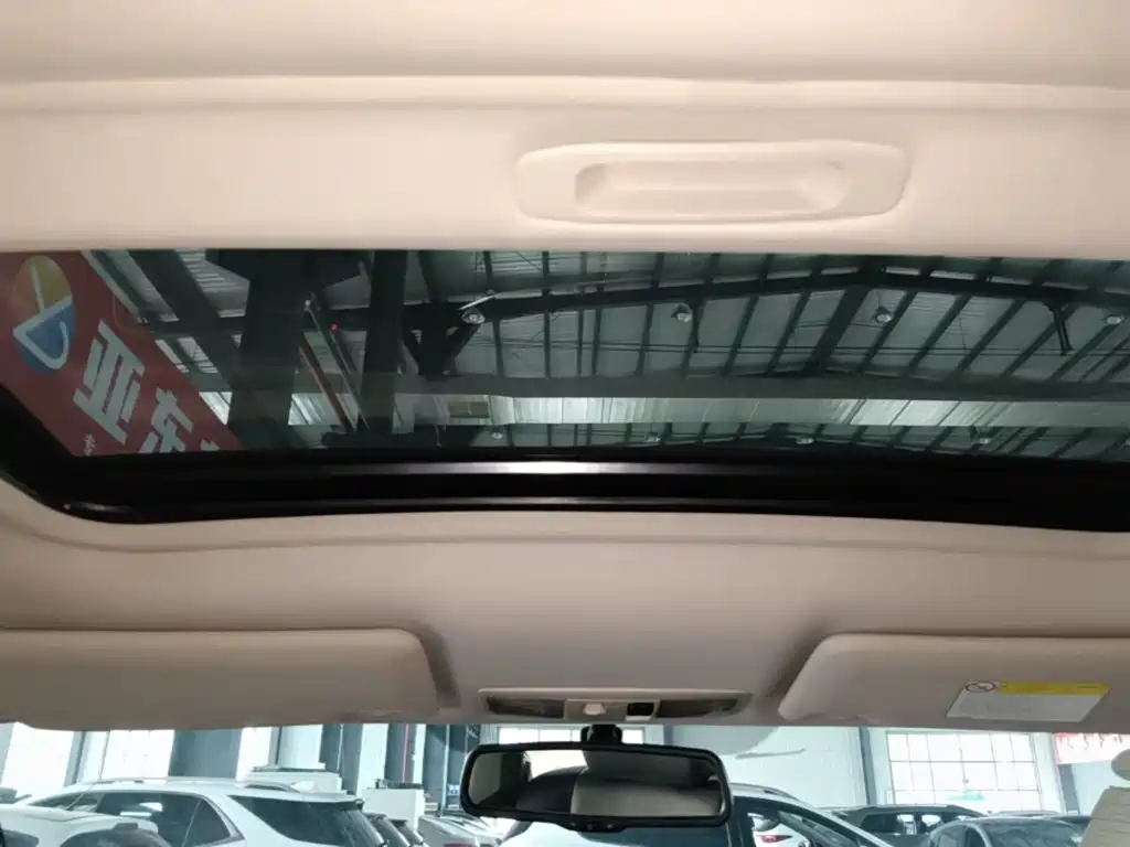 Mitsubishi Outlander — миниатюра 18