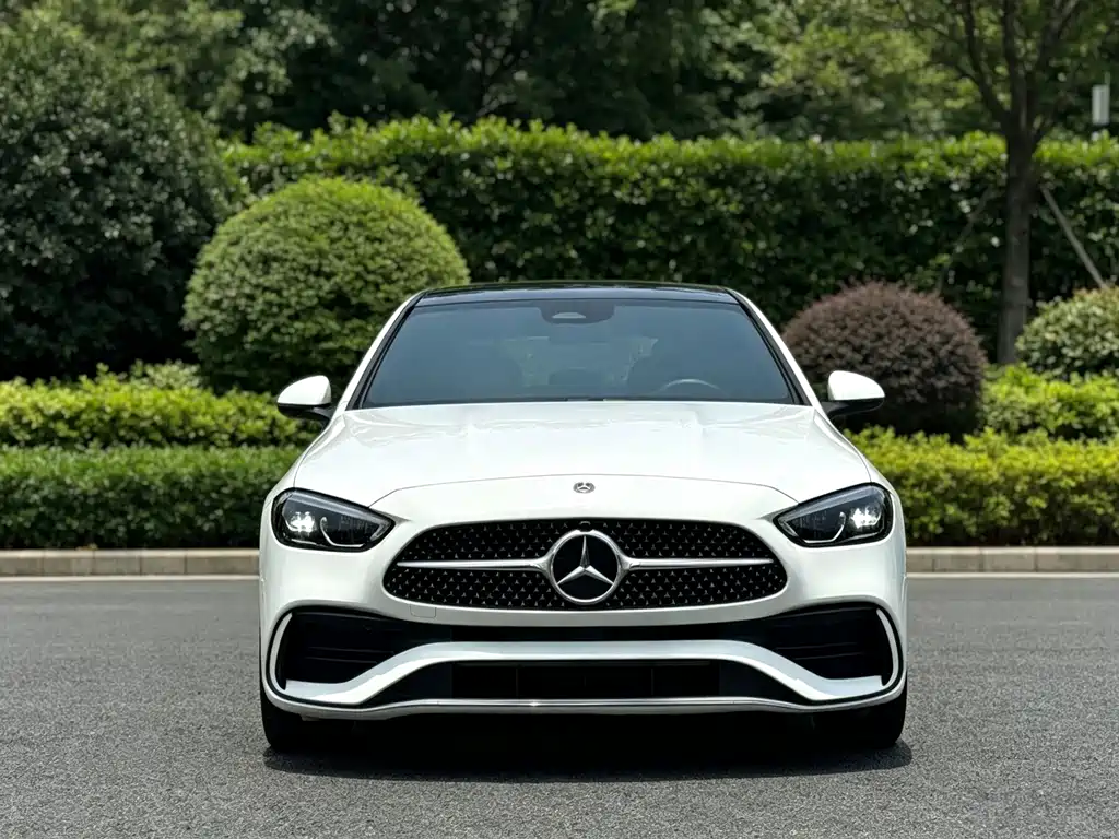 Mercedes-Benz C-Class — миниатюра 2