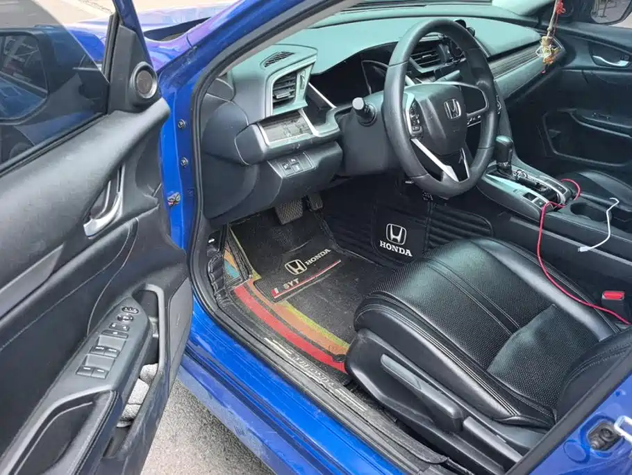 Honda Civic — миниатюра 9