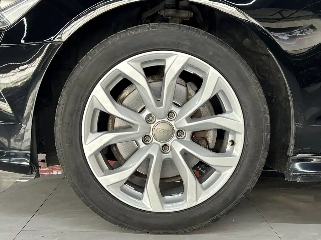Audi A6L — миниатюра 10
