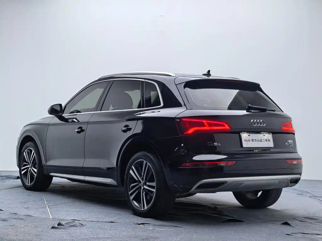 Audi Q5L — миниатюра 4