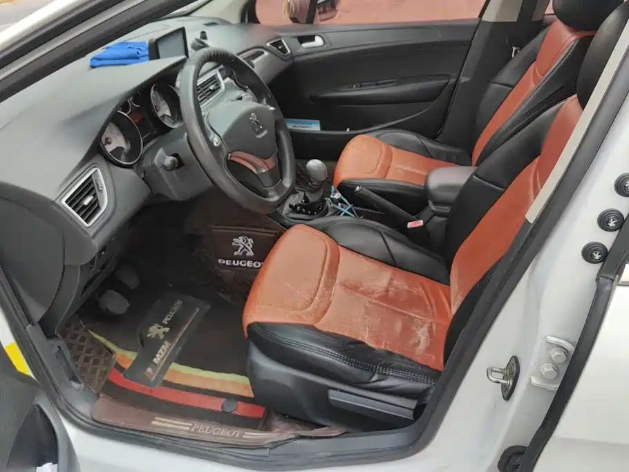 Peugeot 308 — миниатюра 9