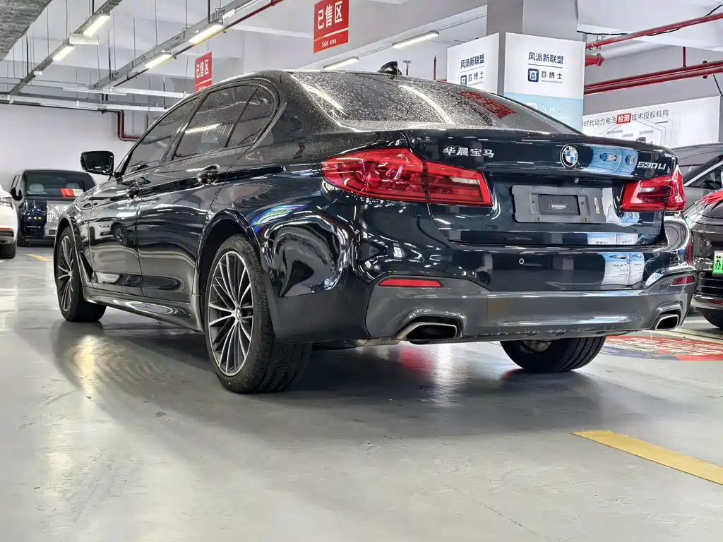 BMW 5 Series — миниатюра 18