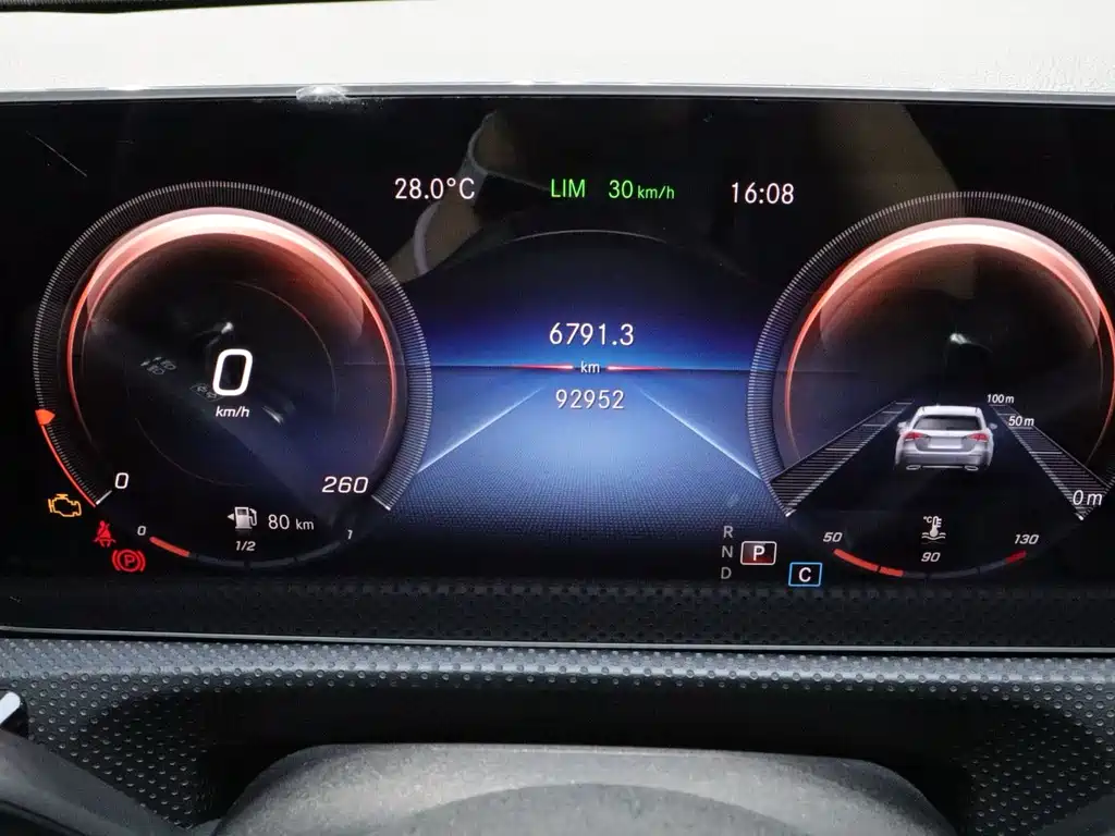 Mercedes-Benz A-Class — миниатюра 18