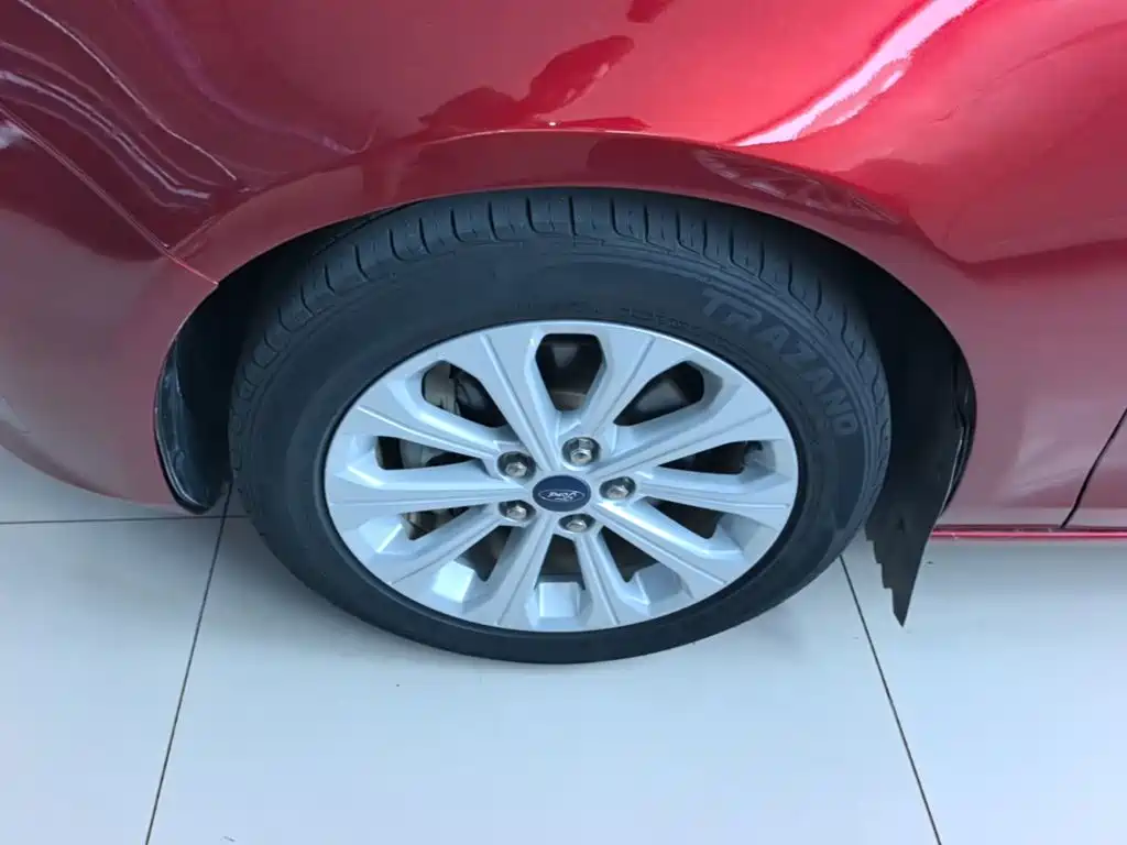 Ford Escort — миниатюра 23
