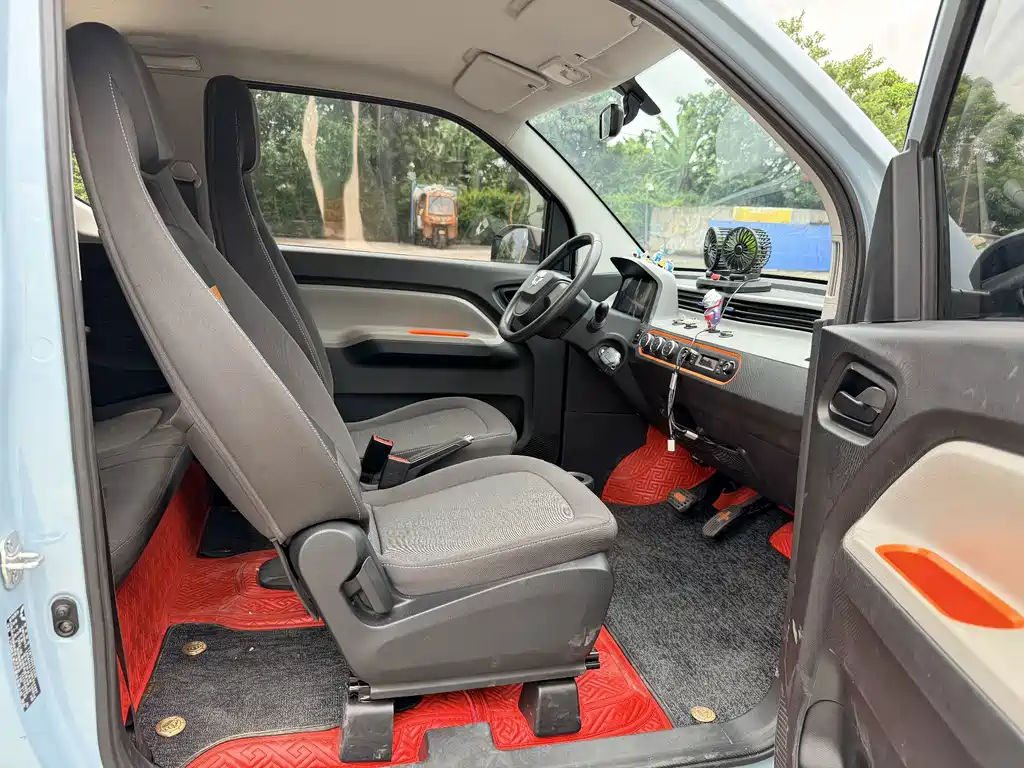 Wuling MINIEV — миниатюра 11