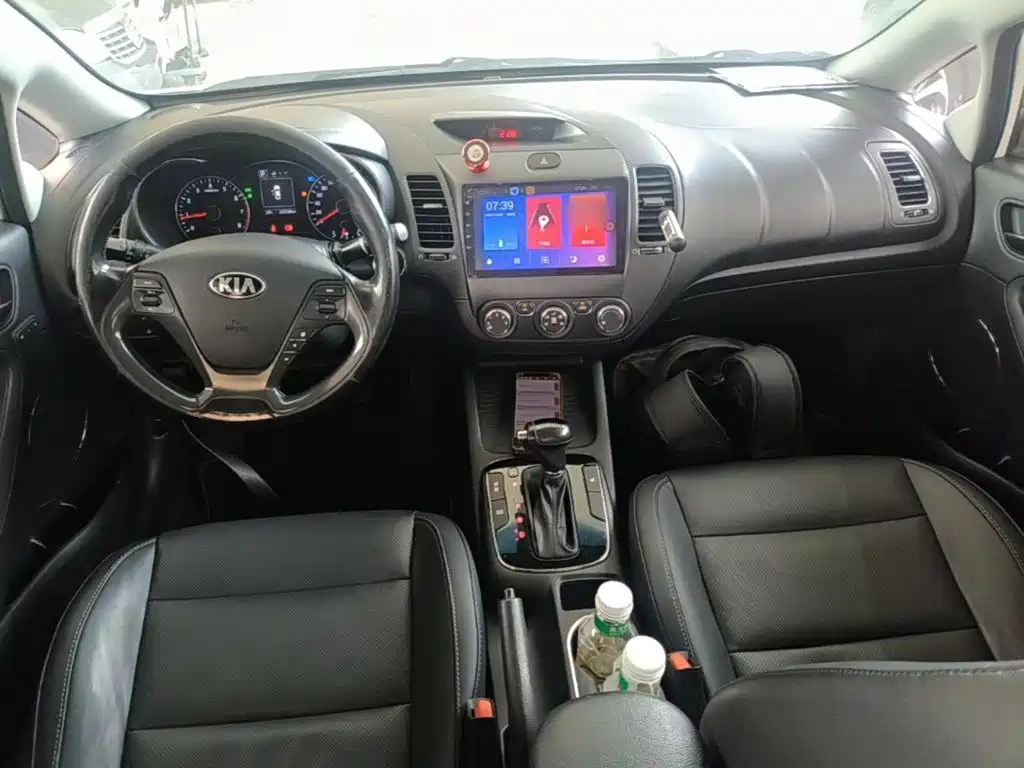 Kia K3 — миниатюра 10