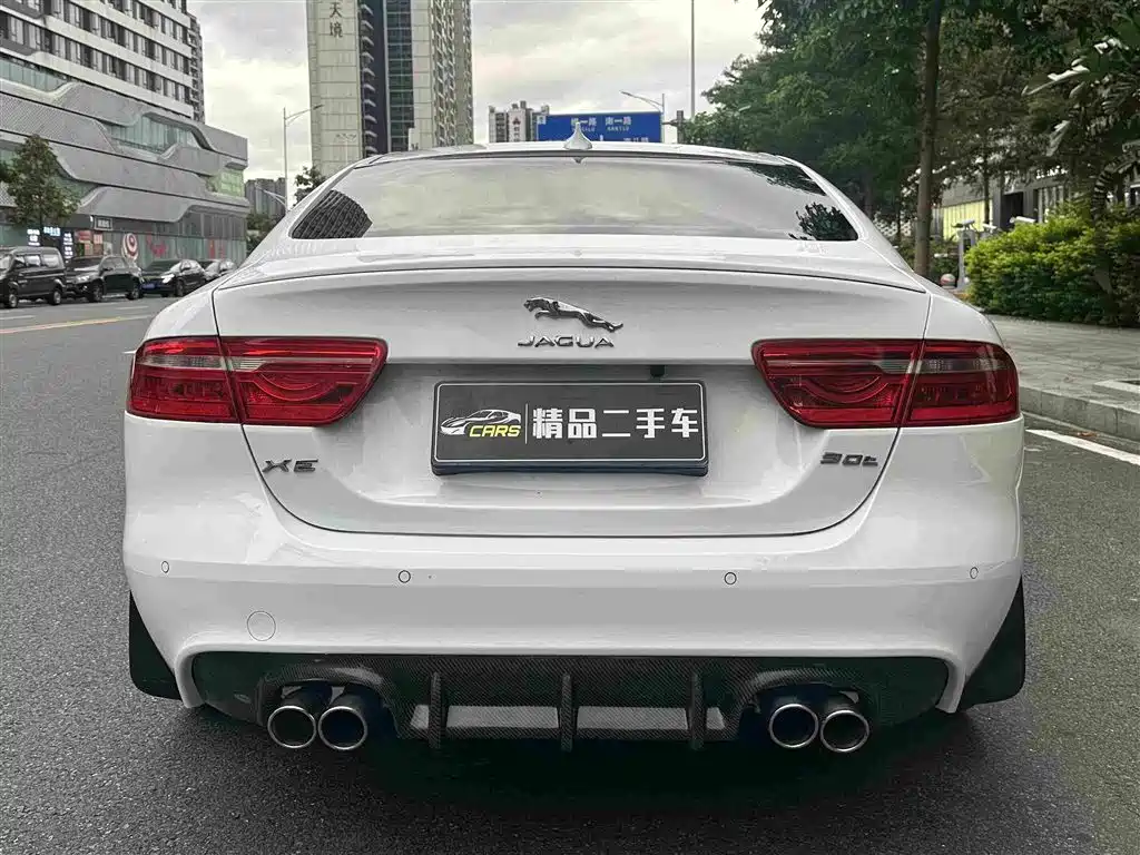 Jaguar XE — миниатюра 8