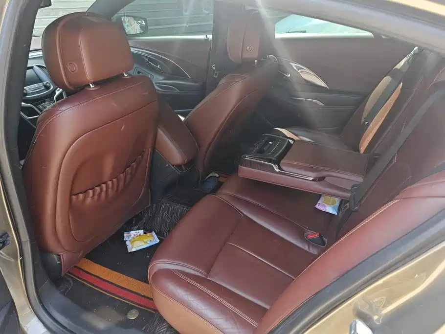Buick LaCrosse — миниатюра 11