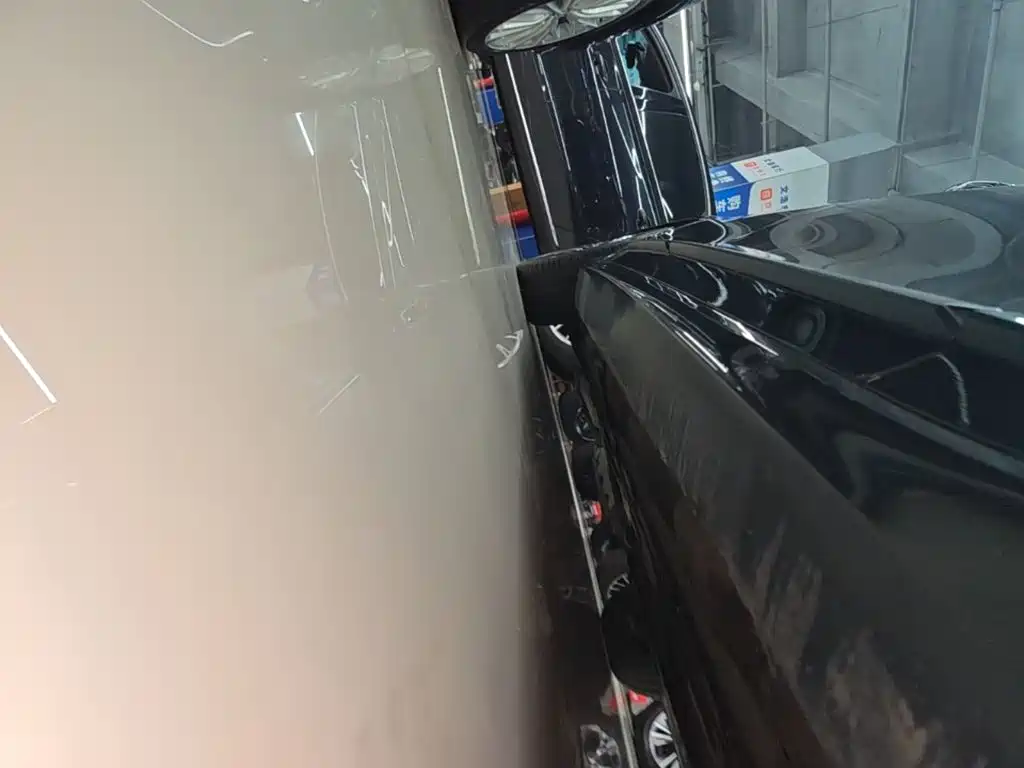 Volvo S90 — миниатюра 21