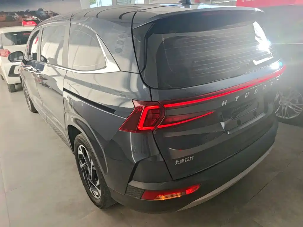 Hyundai Custo — миниатюра 5