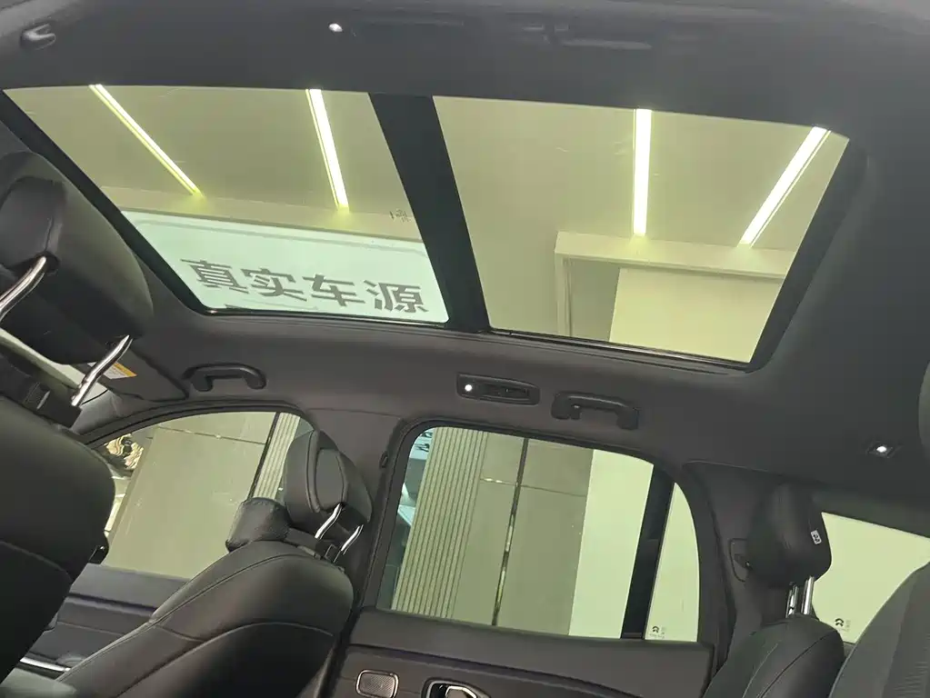 NIO ES8 — миниатюра 10