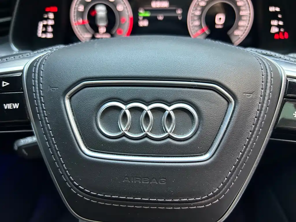Audi A6L — миниатюра 27