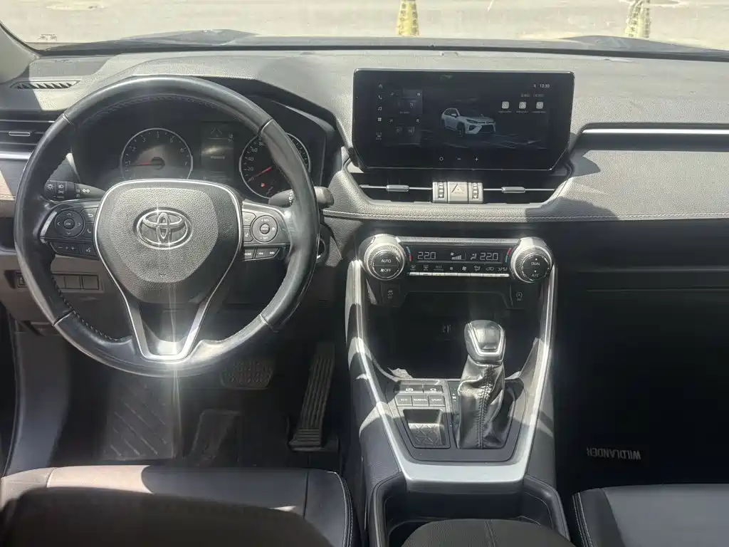 Toyota Wildlander — миниатюра 8