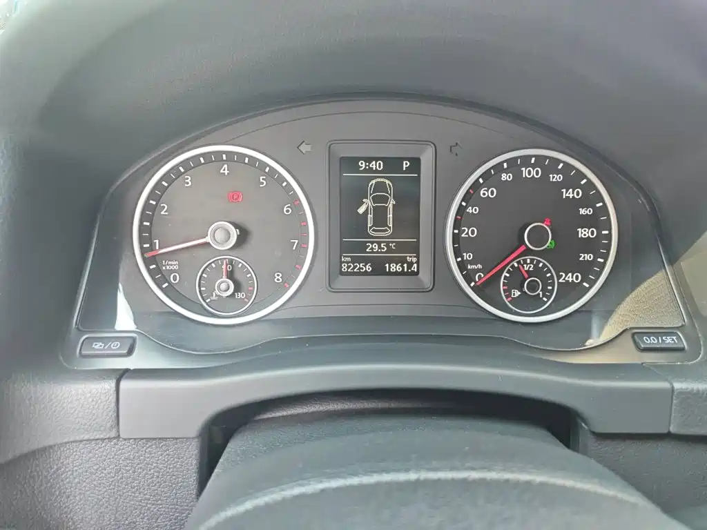 Volkswagen Tiguan — миниатюра 12